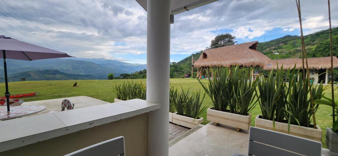 Villeta Casa De Campo Caracoli Spa Exterior foto